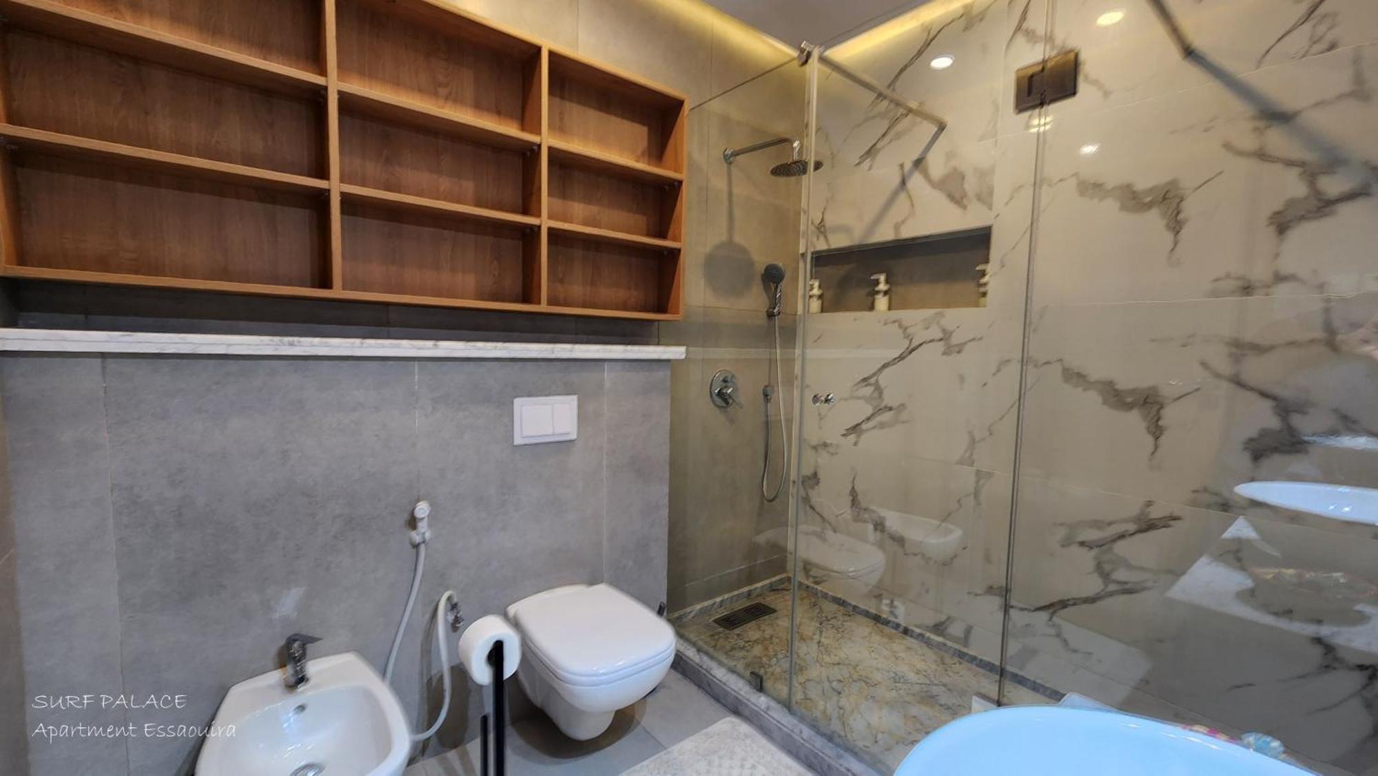 Surf Palace Beachfront Apartment Эс-Сувейра Экстерьер фото