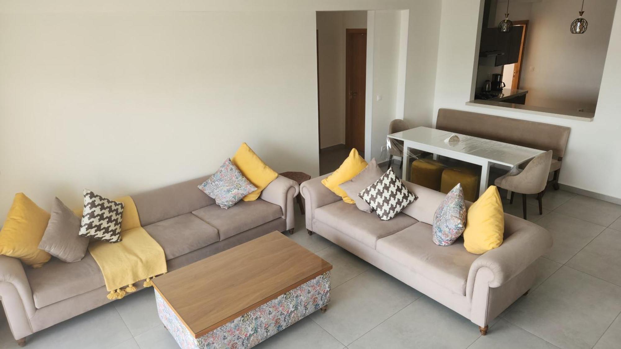 Surf Palace Beachfront Apartment Эс-Сувейра Экстерьер фото