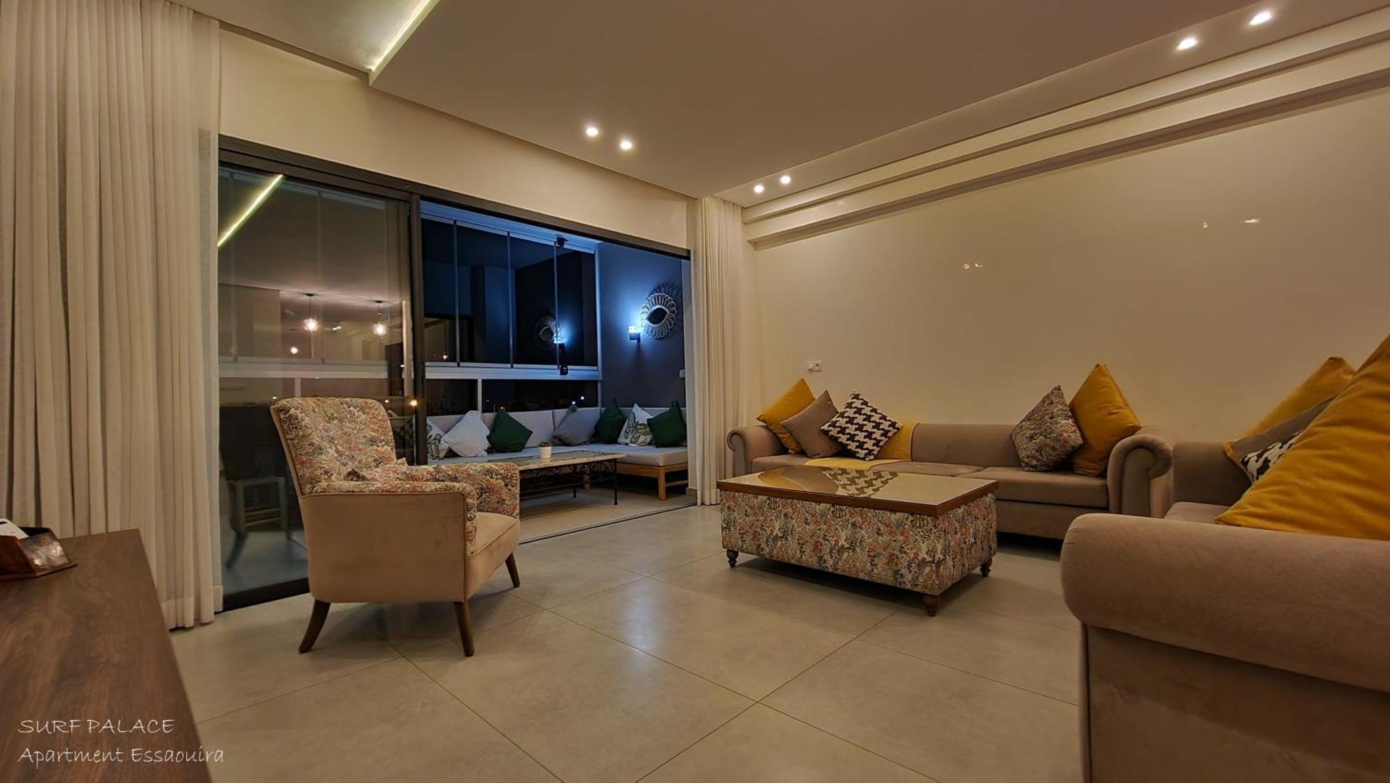 Surf Palace Beachfront Apartment Эс-Сувейра Экстерьер фото